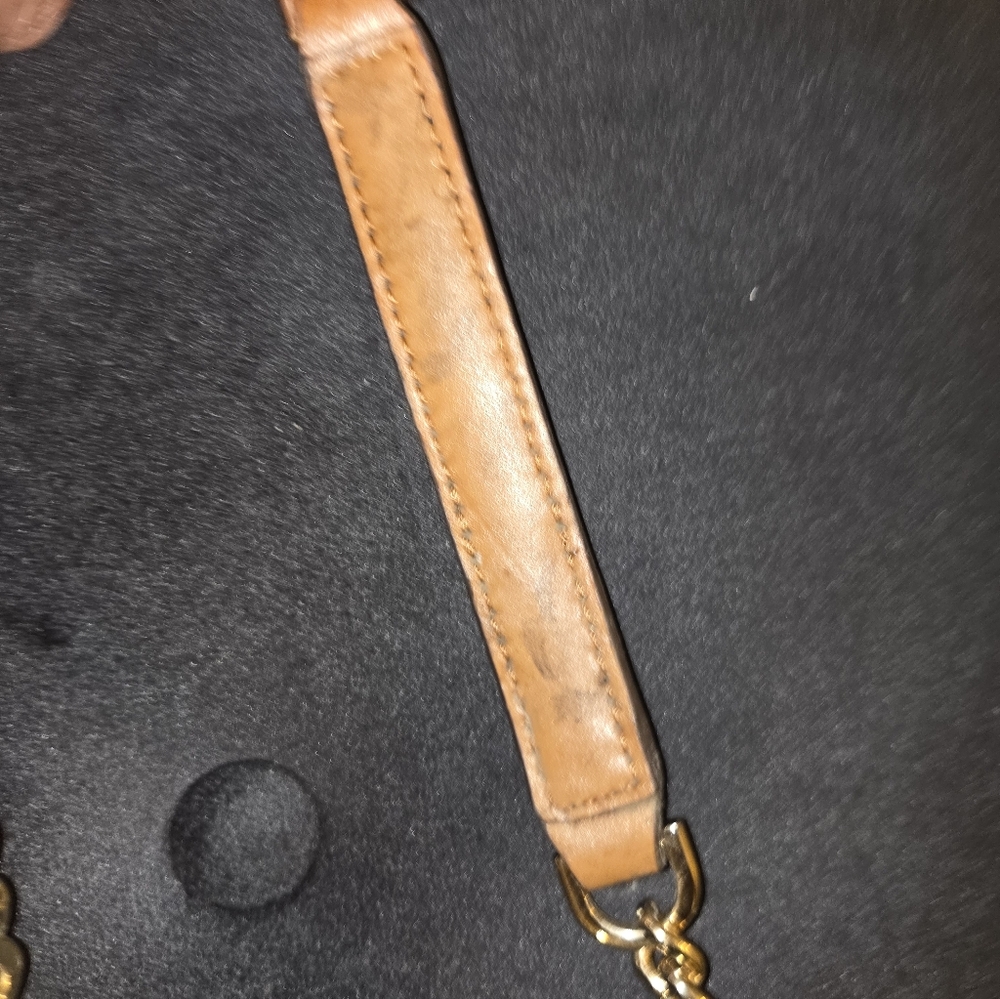 Michael Kors Purse - Picture 13 of 14